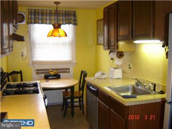 233 Wingate Road Upper Darby, PA 19082 - Photo 5 of 12 Kitchen