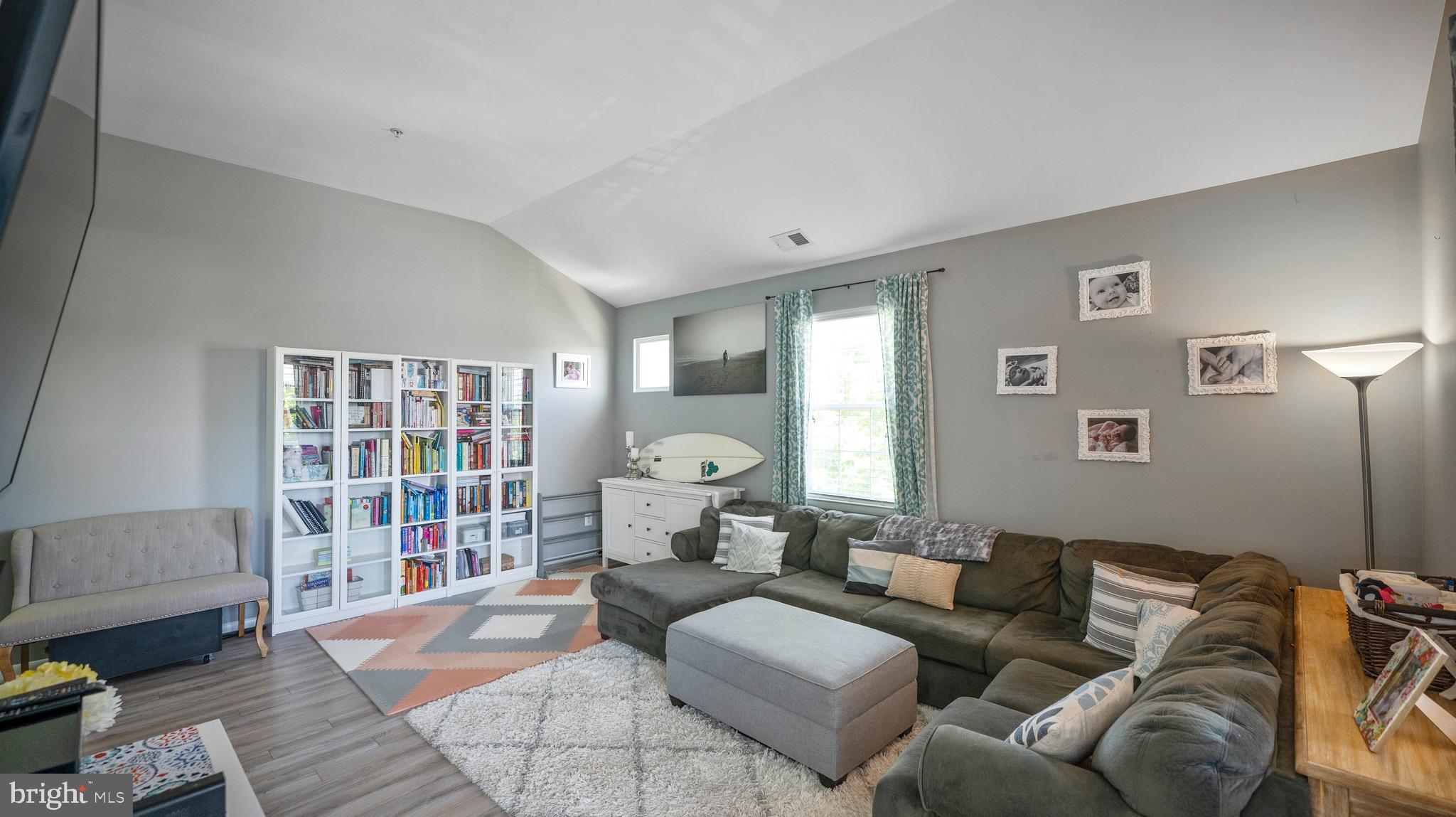 12708 Found Stone Road, Unit 3306 Germantown, MD 20876 - Photo 5 of 21 Living room
