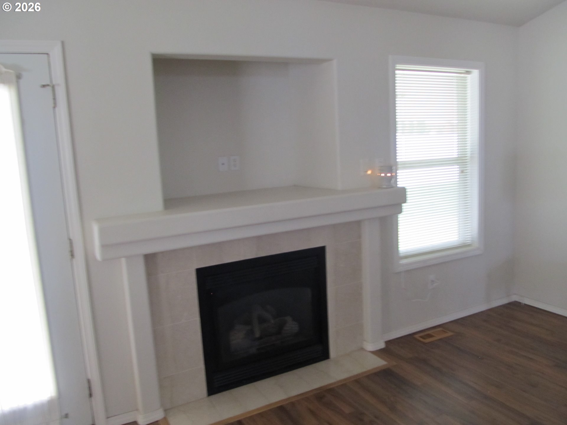 1144 East Main Street Hermiston, OR 97838 - Photo 4 of 27 Kitchen