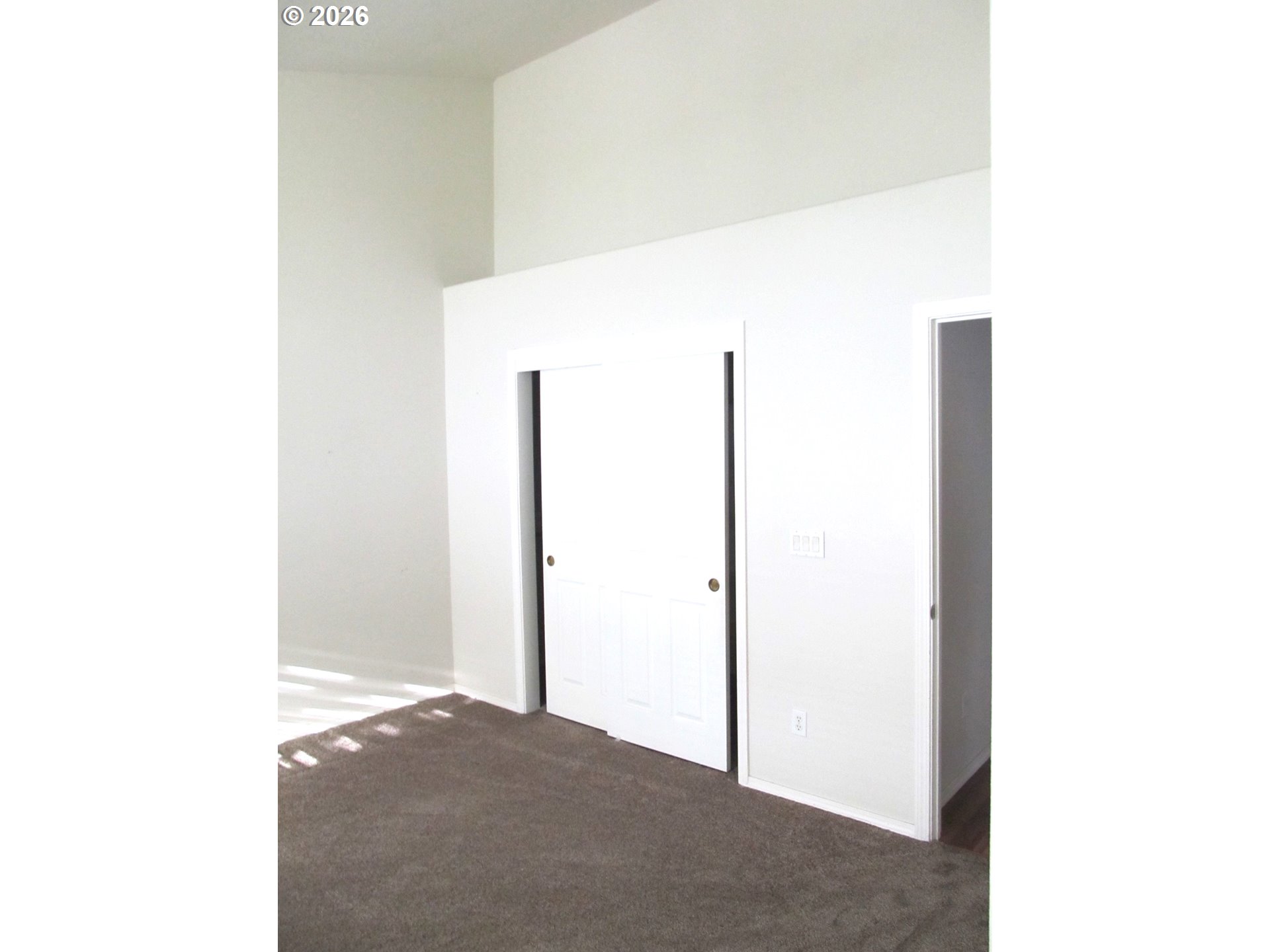 1144 East Main Street Hermiston, OR 97838 - Photo 9 of 27 Bathroom