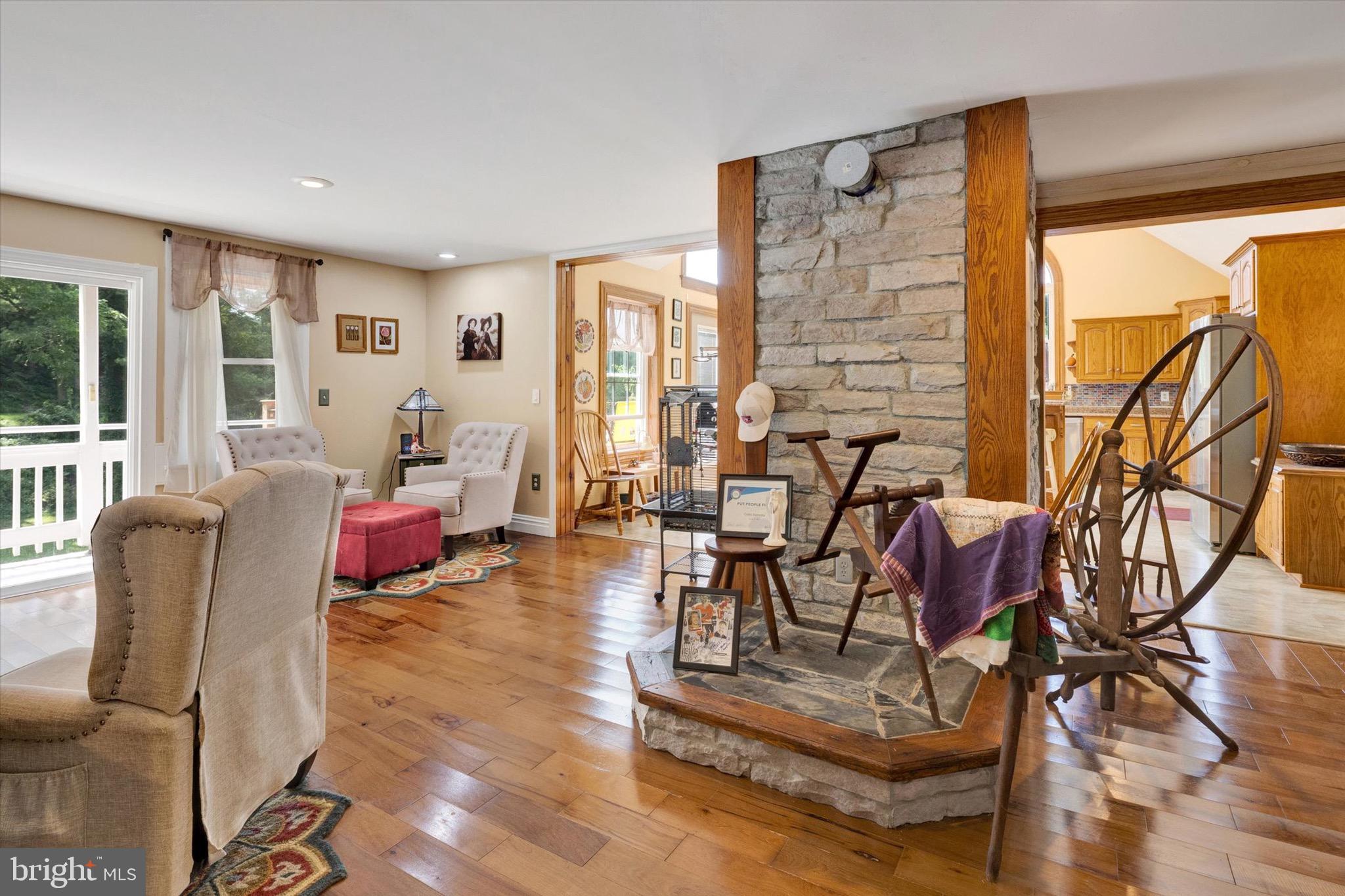 15 Gift Road Hamburg, PA 19526 - Photo 15 of 55 Living Room