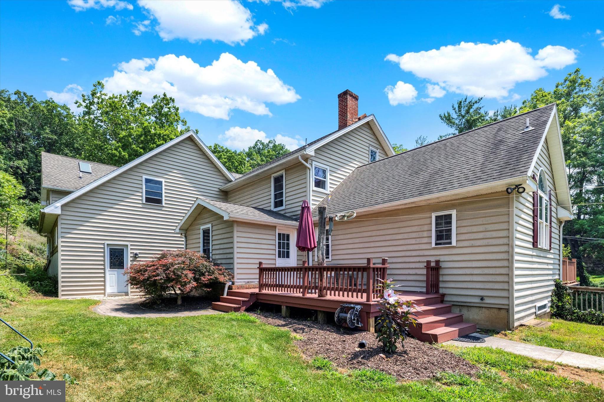 15 Gift Road Hamburg, PA 19526 - Photo 37 of 55 Exterior Side