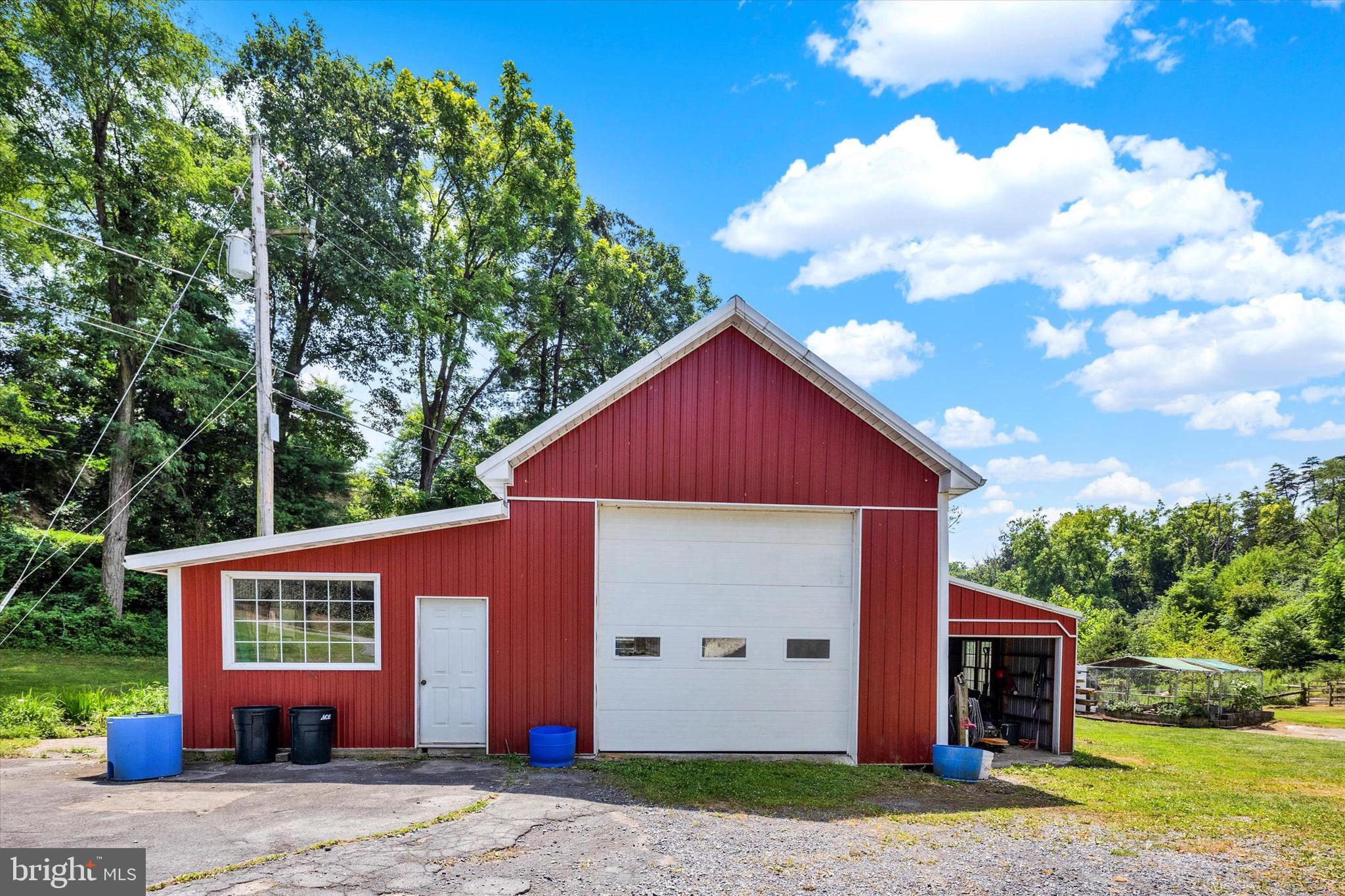 15 Gift Road Hamburg, PA 19526 - Photo 44 of 55 Garage