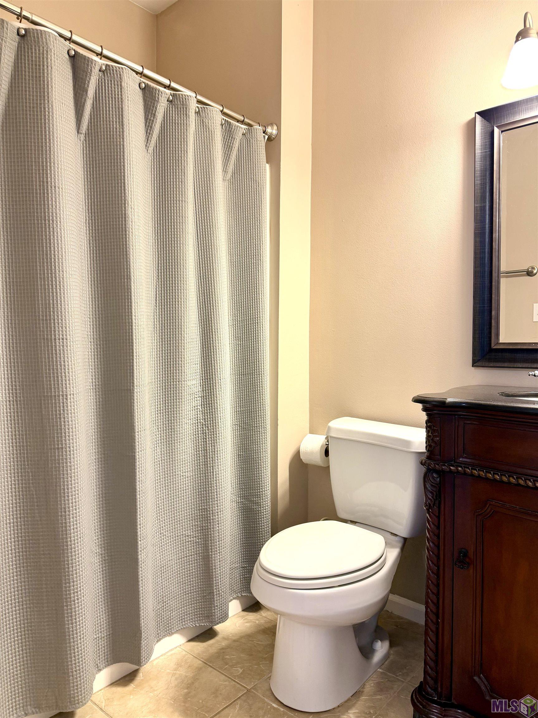 2403 Brightside Drive, Unit 19 Baton Rouge, LA 70820 - Photo 14 of 34 Bath 2