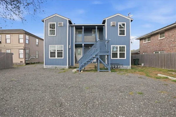 $1,100 | 905 Louisiana Avenue, Unit 2, Corpus Christi, TX 78404