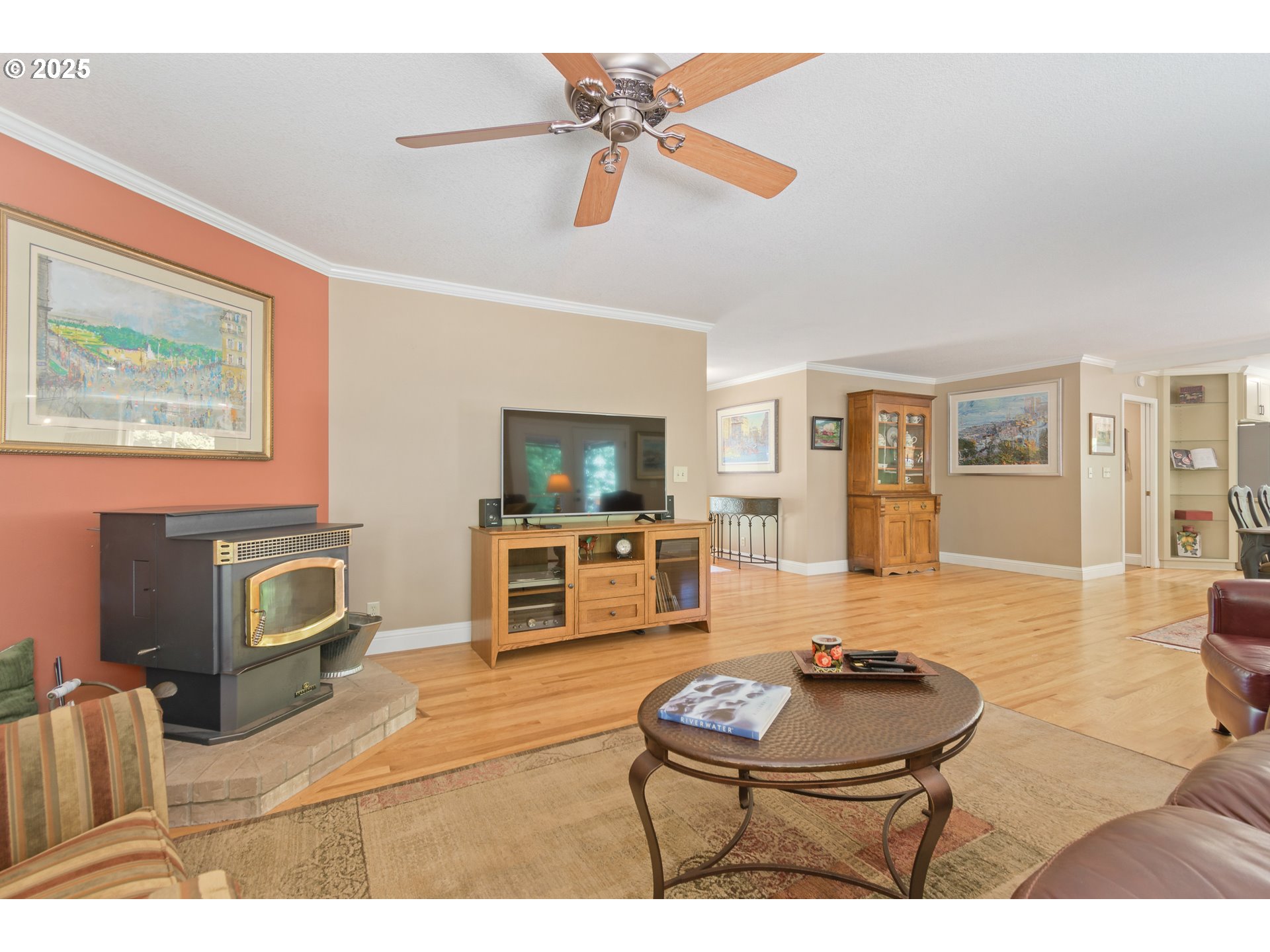 43087 Deerhorn Road Springfield, OR 97478 - Photo 9 of 48 Gallery Image 9
