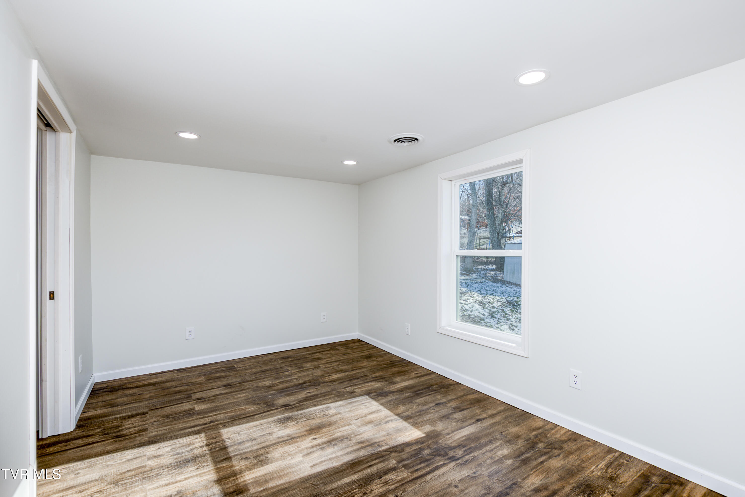 142 Dry Fork Road Chilhowie, VA 24319 - Photo 12 of 22 142-Dry-Fork-Rd-14