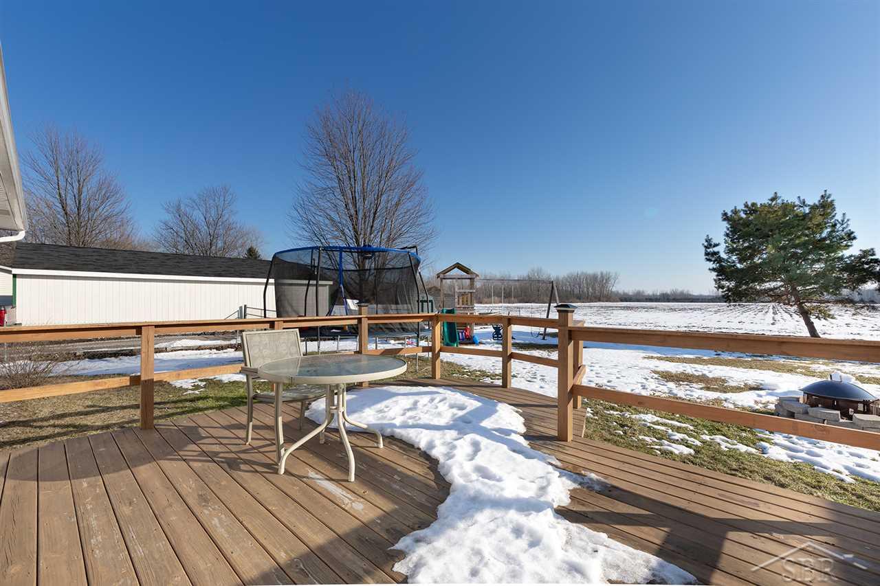 337 West Seidlers Road Kawkawlin, MI 48631 - Photo 14 of 20 50007603-13.JPG