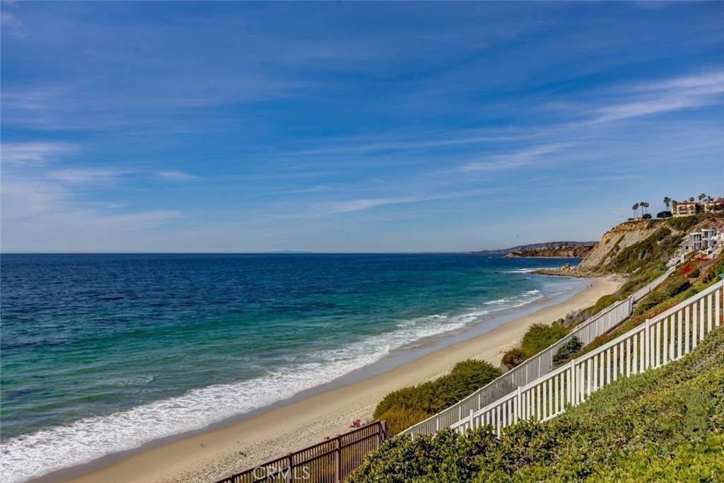 33885 Manta Court Dana Point, CA 92629 - Photo 19 of 34 a view of a balcony and an ocean