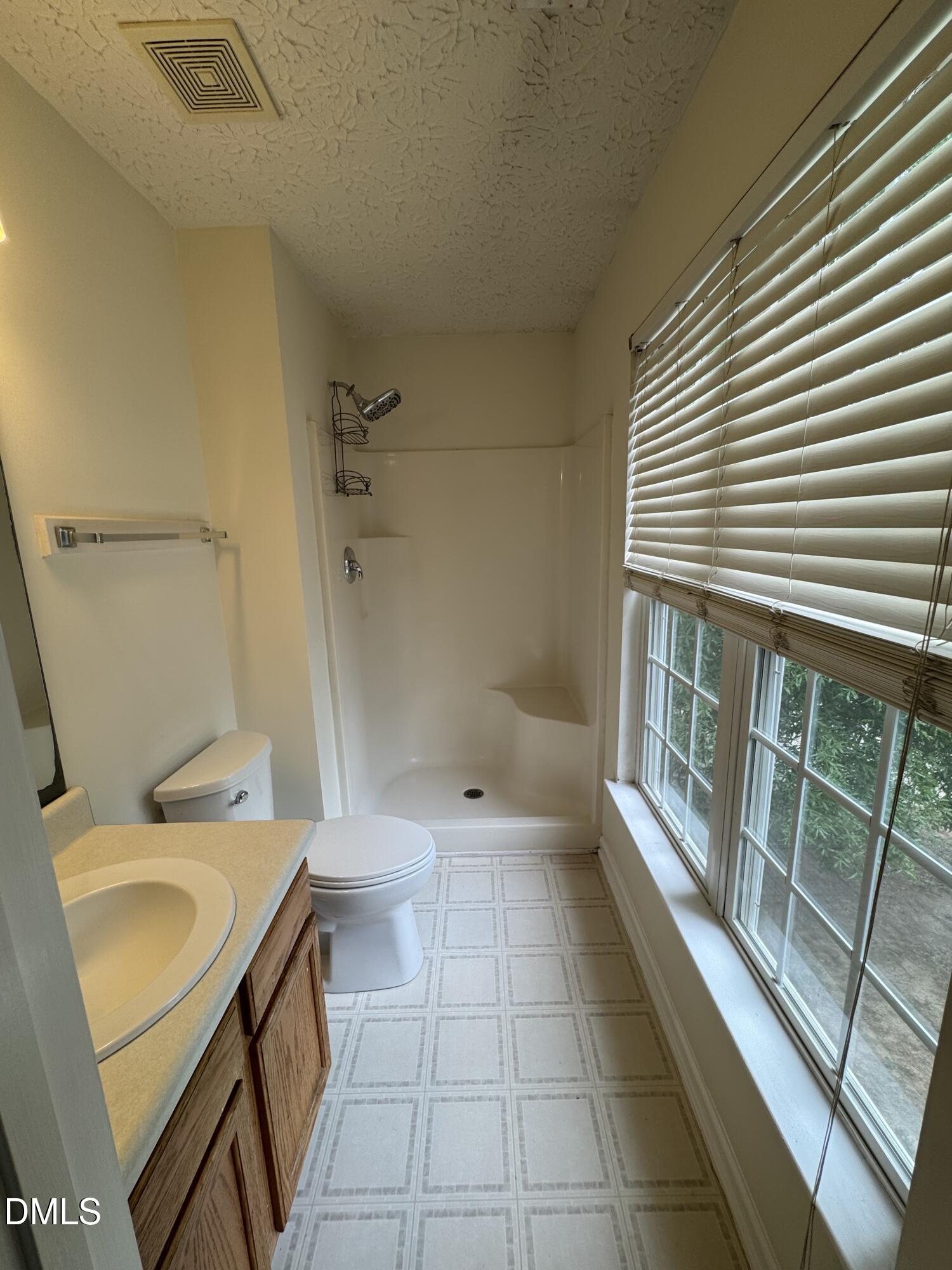 4221 Tensity Drive Raleigh, NC 27604 - Photo 11 of 16 IMG_5123