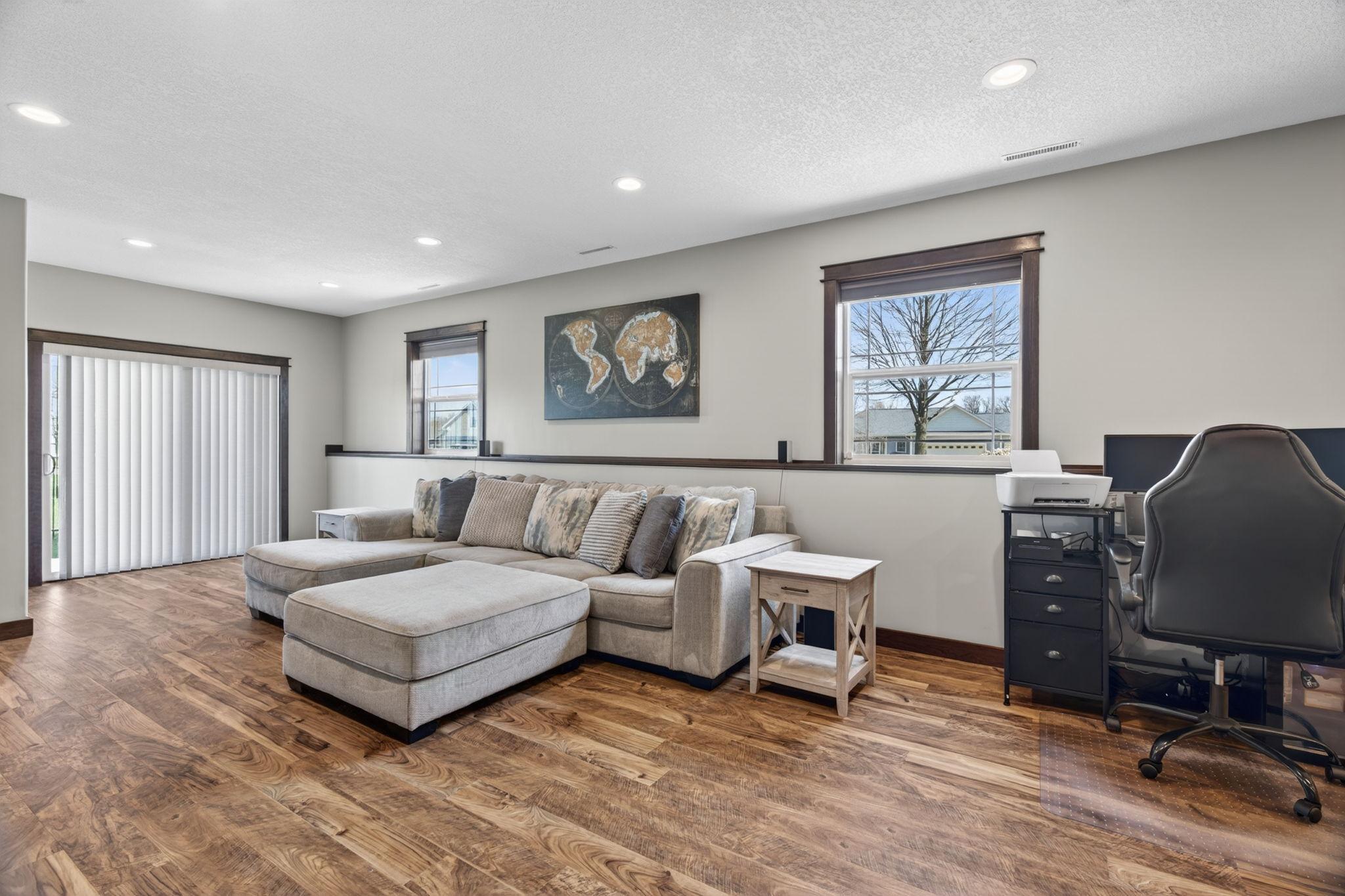 3940 Creek View Lane Southwest Rochester, MN 55902 - Photo 23 of 53