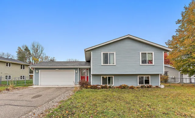 $395,000 | 15712 Bryant Avenue South, Burnsville, MN 55306