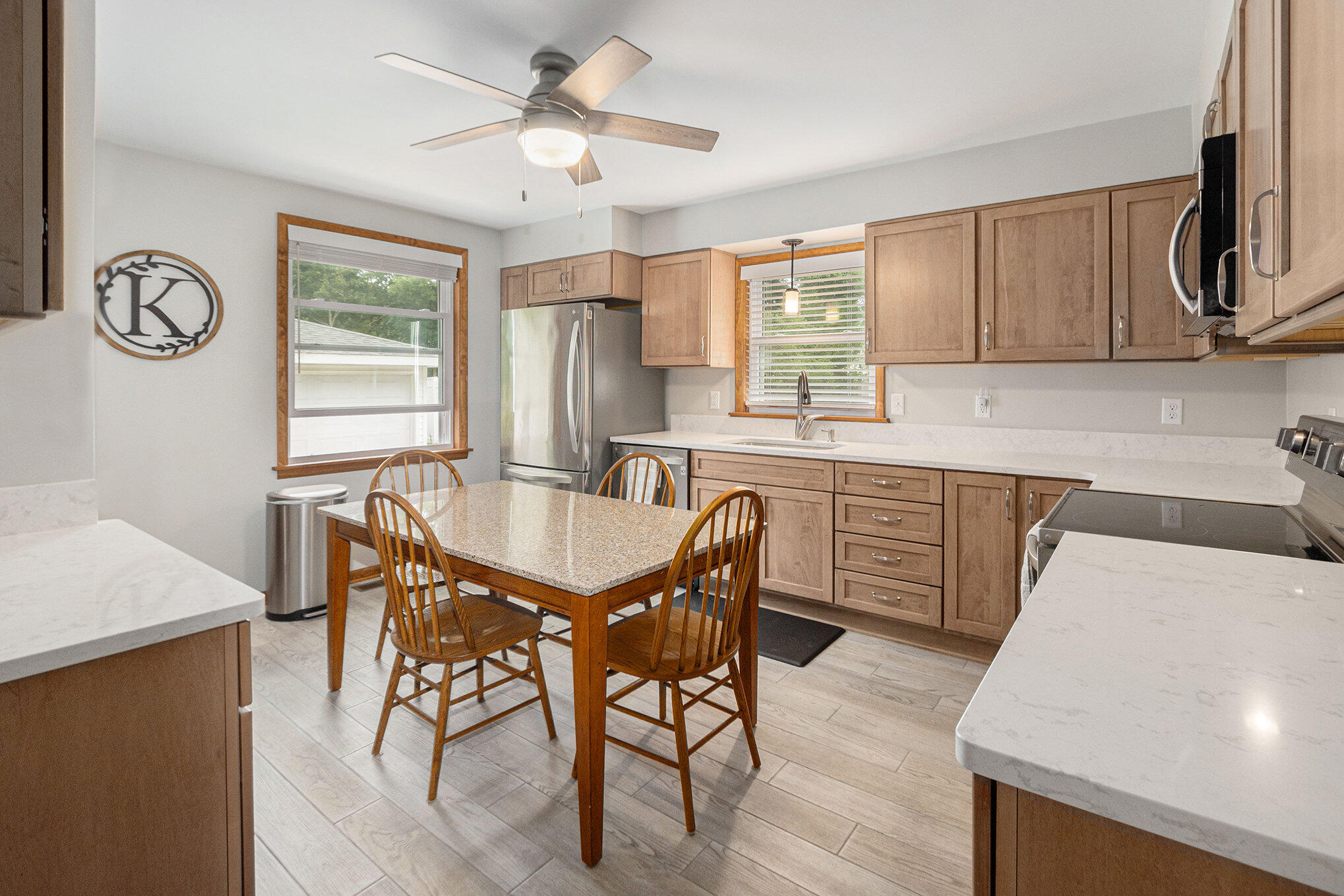 807 Maple Street Manistee, MI 49660 - Photo 2 of 23 Warm and natural feel