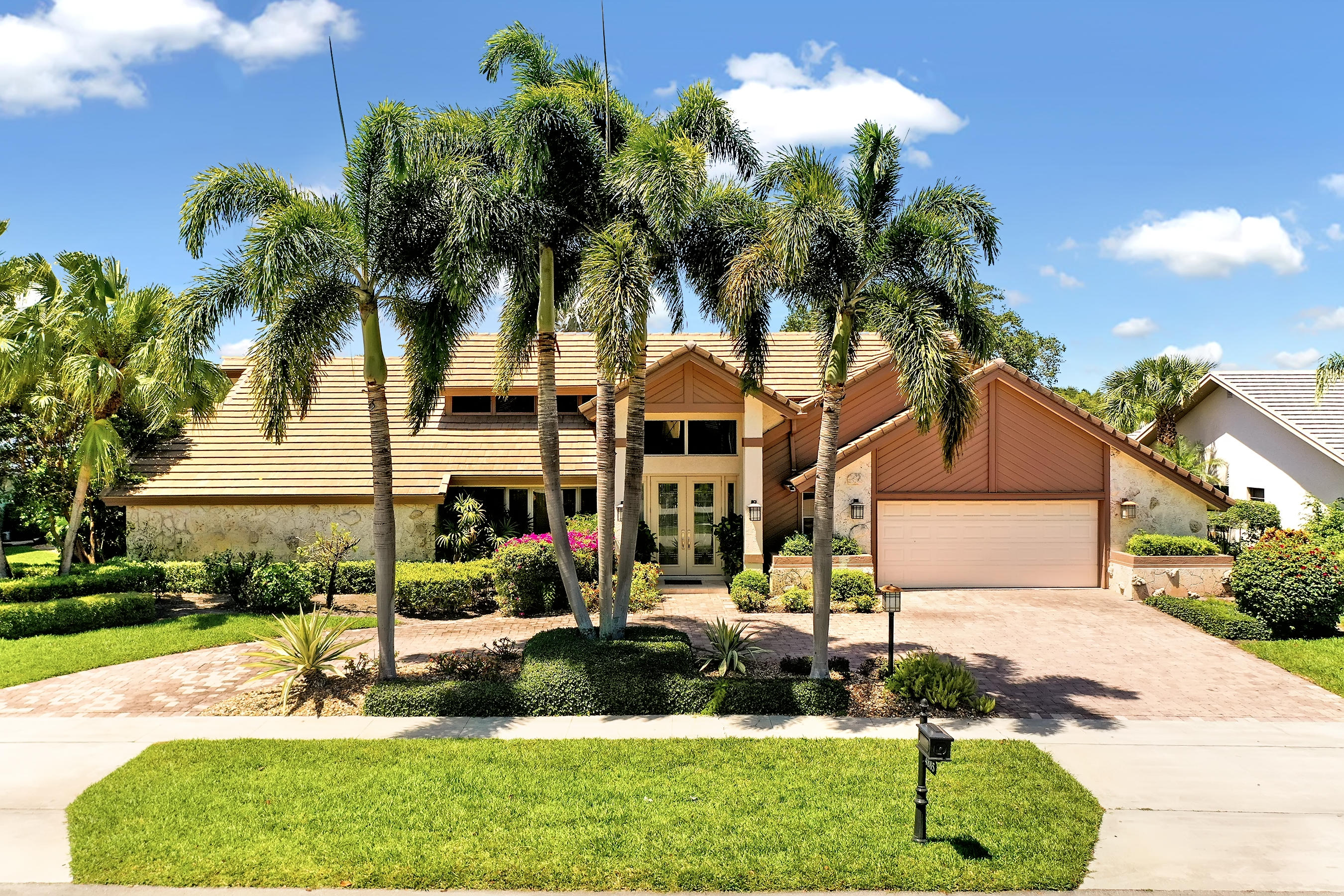 4885 Cherry Laurel Lane Delray Beach, FL 33445 - Photo 38 of 40 DJI_0894