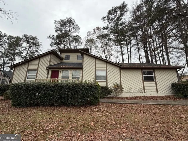 $2,100 | 804 Emerald Forest Circle Southwest, Lawrenceville, GA 30044