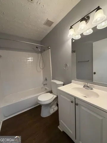 $2,100 | 804 Emerald Forest Circle Southwest, Lawrenceville, GA 30044