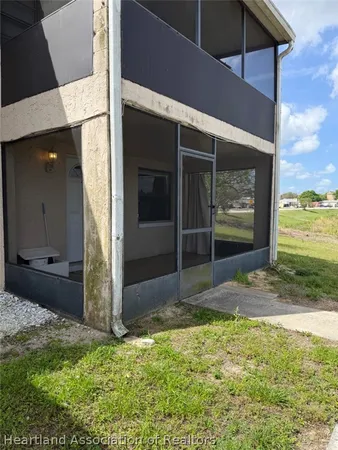 $1,000 | 317 East Main Street, Avon Park, FL 33825