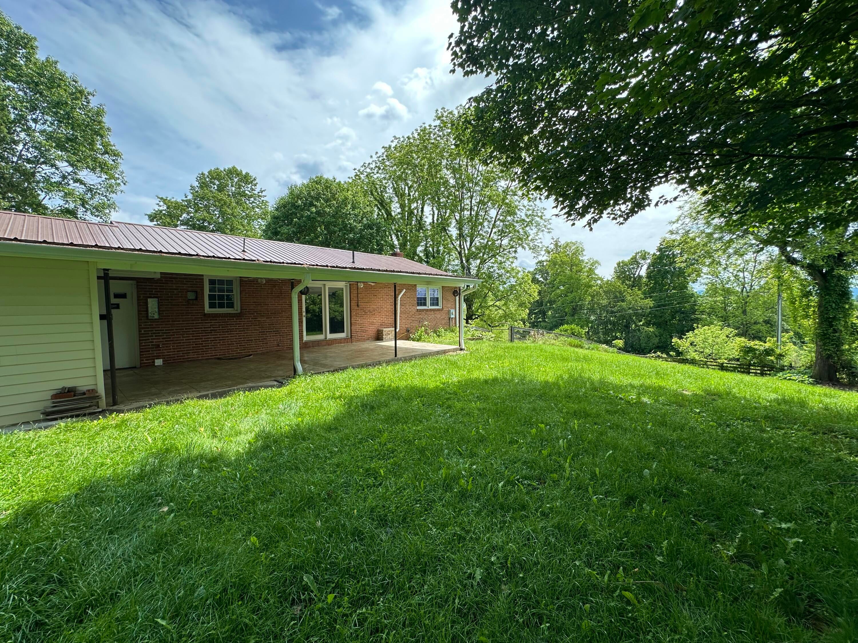 2222 Davis Stuart Road Lewisburg, WV 24901 - Photo 56 of 68 Gallery Image 56
