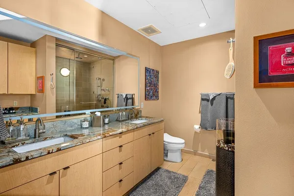 $950,000 | 311 East Superior Street, Unit 905, Duluth, MN 55802