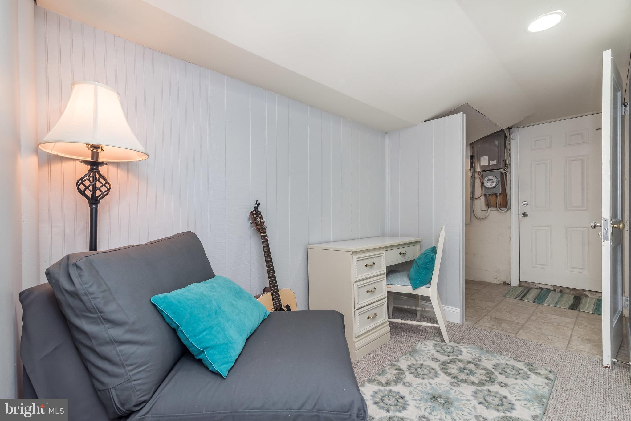 358 Greenlow Road Baltimore, MD 21228 - Photo 22 of 34 Den/Office with walk-in closet