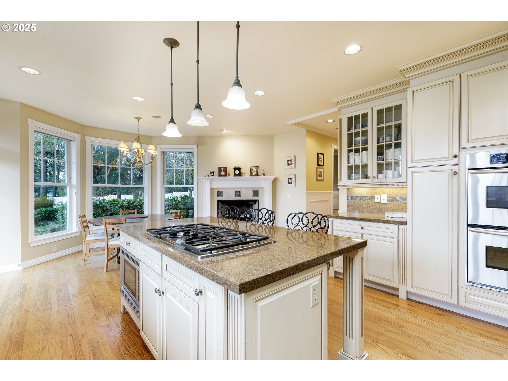23635 Southwest Stafford Road Tualatin, OR 97062 - Photo 12 of 43 Gallery Image 12