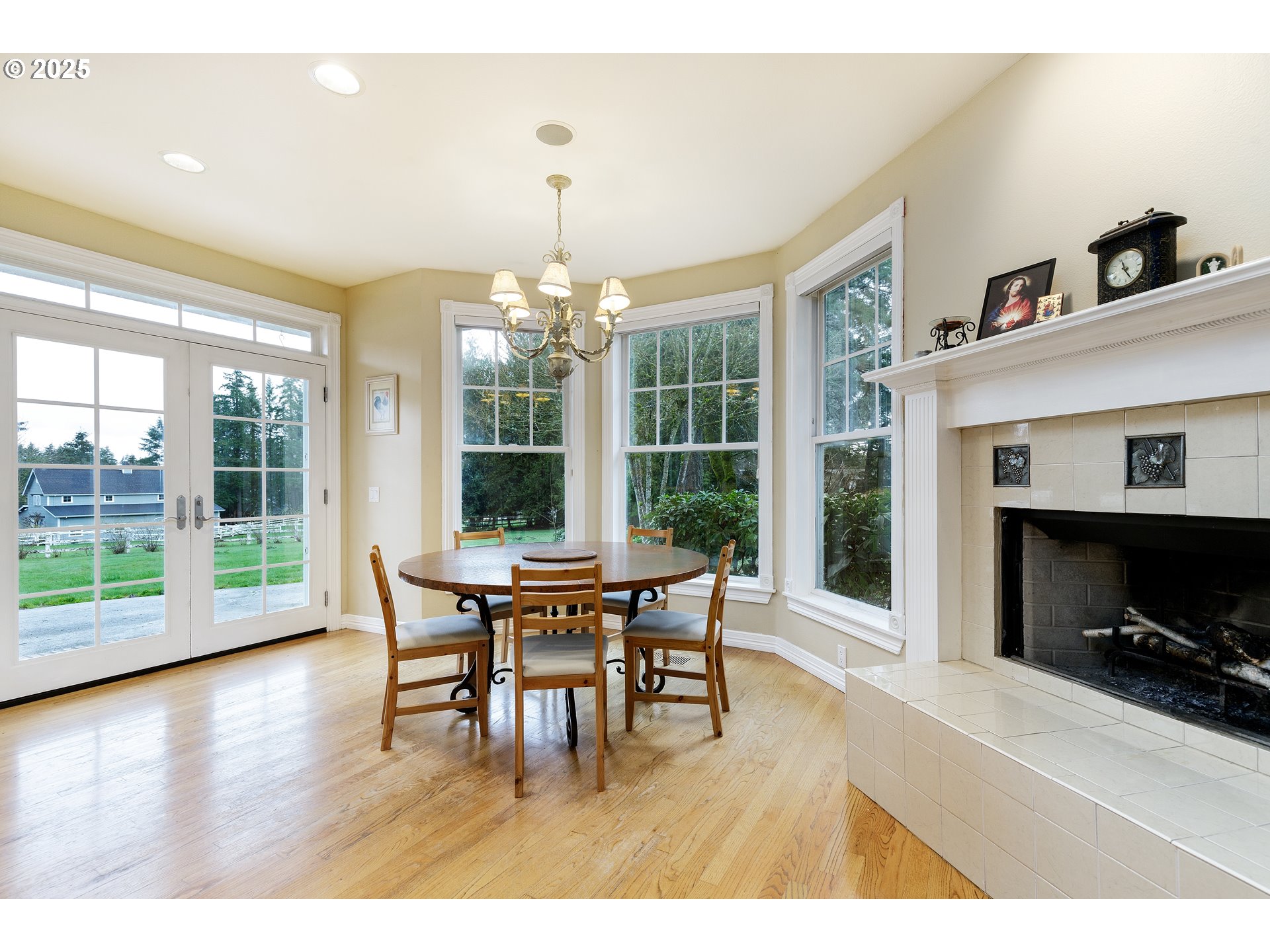 23635 Southwest Stafford Road Tualatin, OR 97062 - Photo 13 of 43 Gallery Image 13