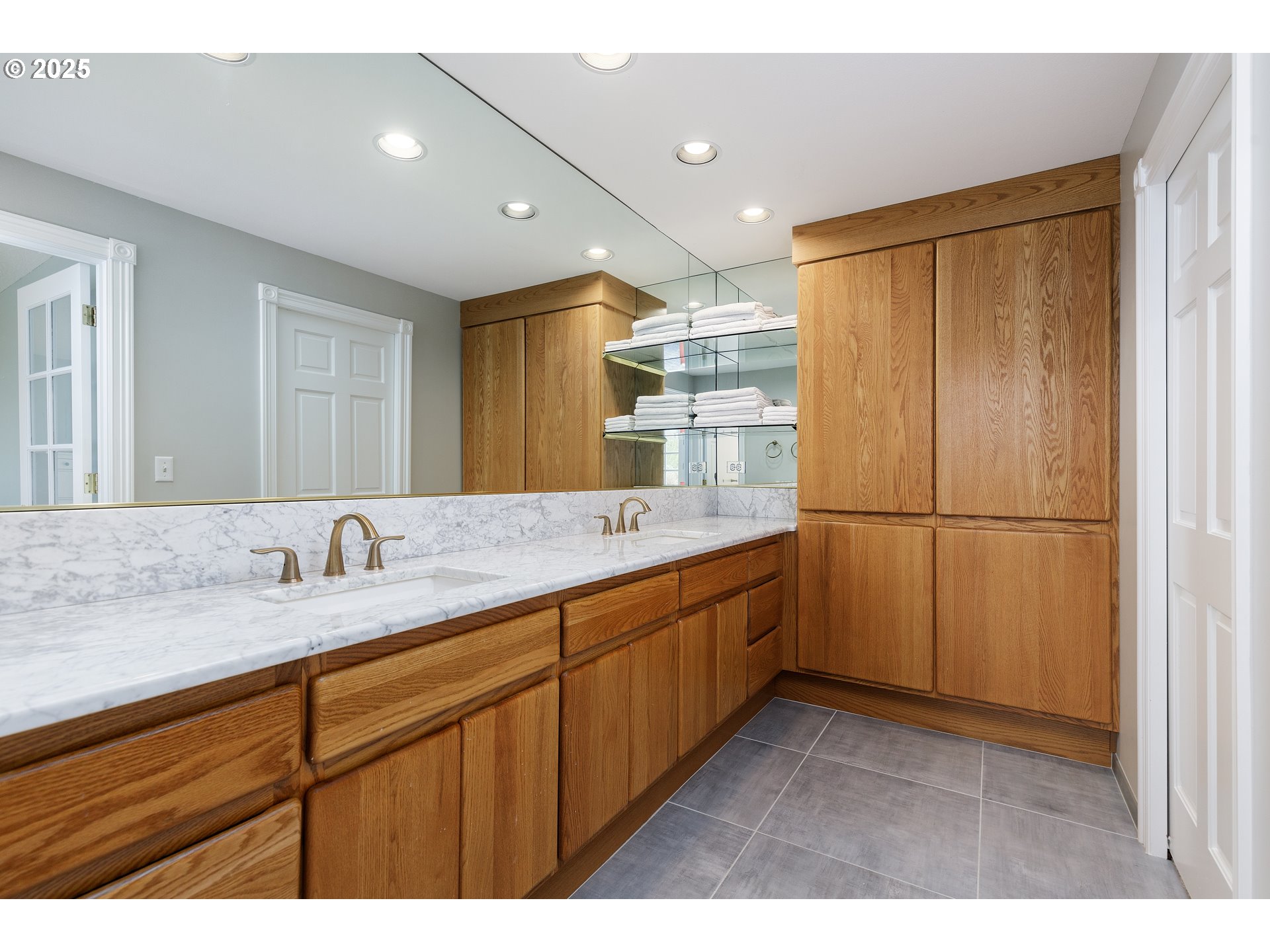 23635 Southwest Stafford Road Tualatin, OR 97062 - Photo 20 of 43 Gallery Image 20