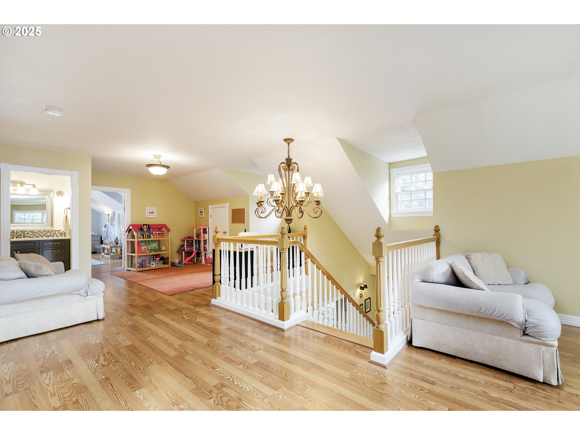 23635 Southwest Stafford Road Tualatin, OR 97062 - Photo 25 of 43 Gallery Image 25