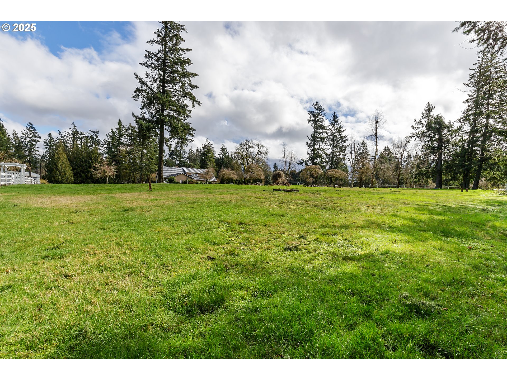 23635 Southwest Stafford Road Tualatin, OR 97062 - Photo 36 of 43 Gallery Image 36