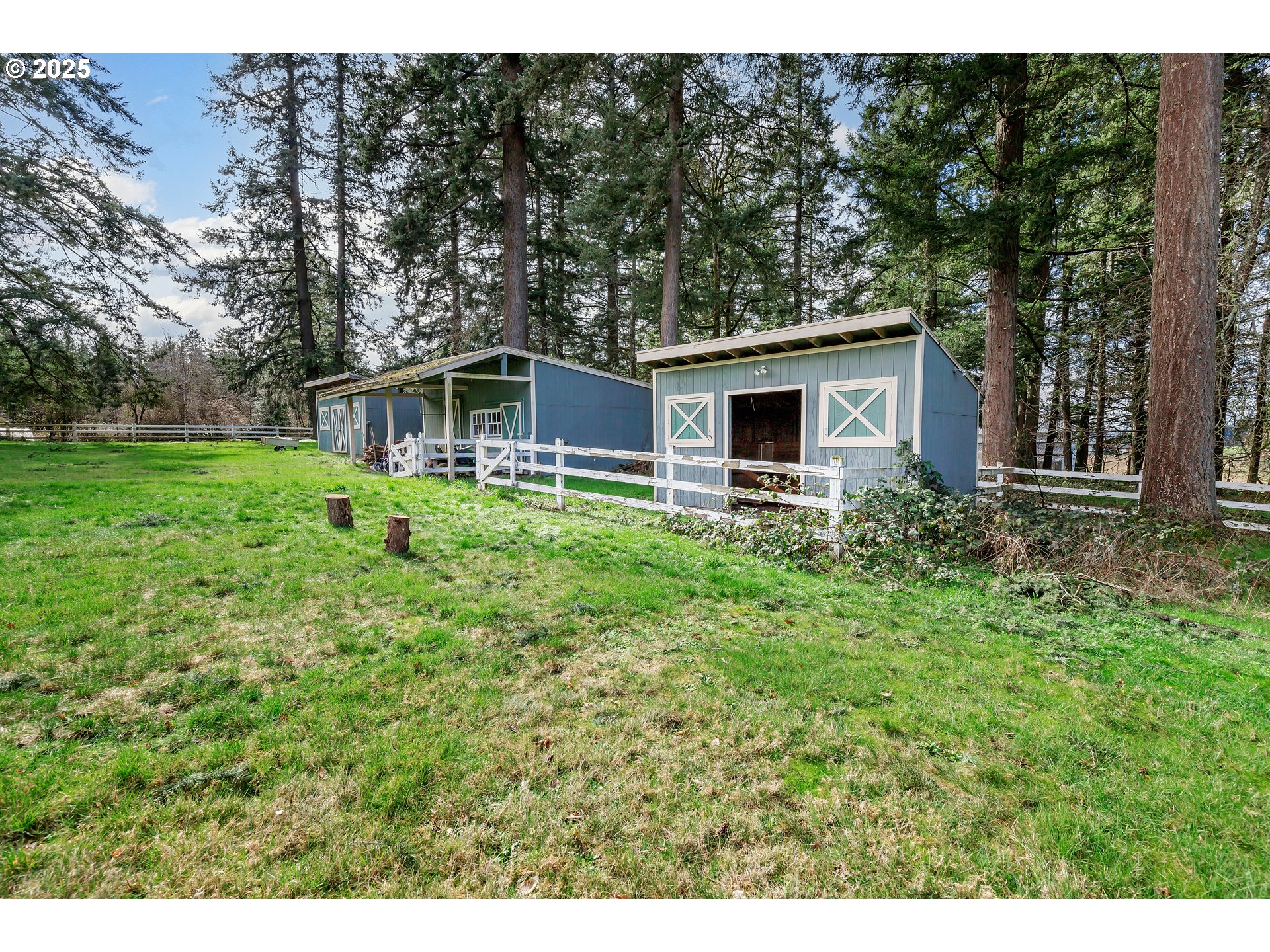 23635 Southwest Stafford Road Tualatin, OR 97062 - Photo 37 of 43 Gallery Image 37