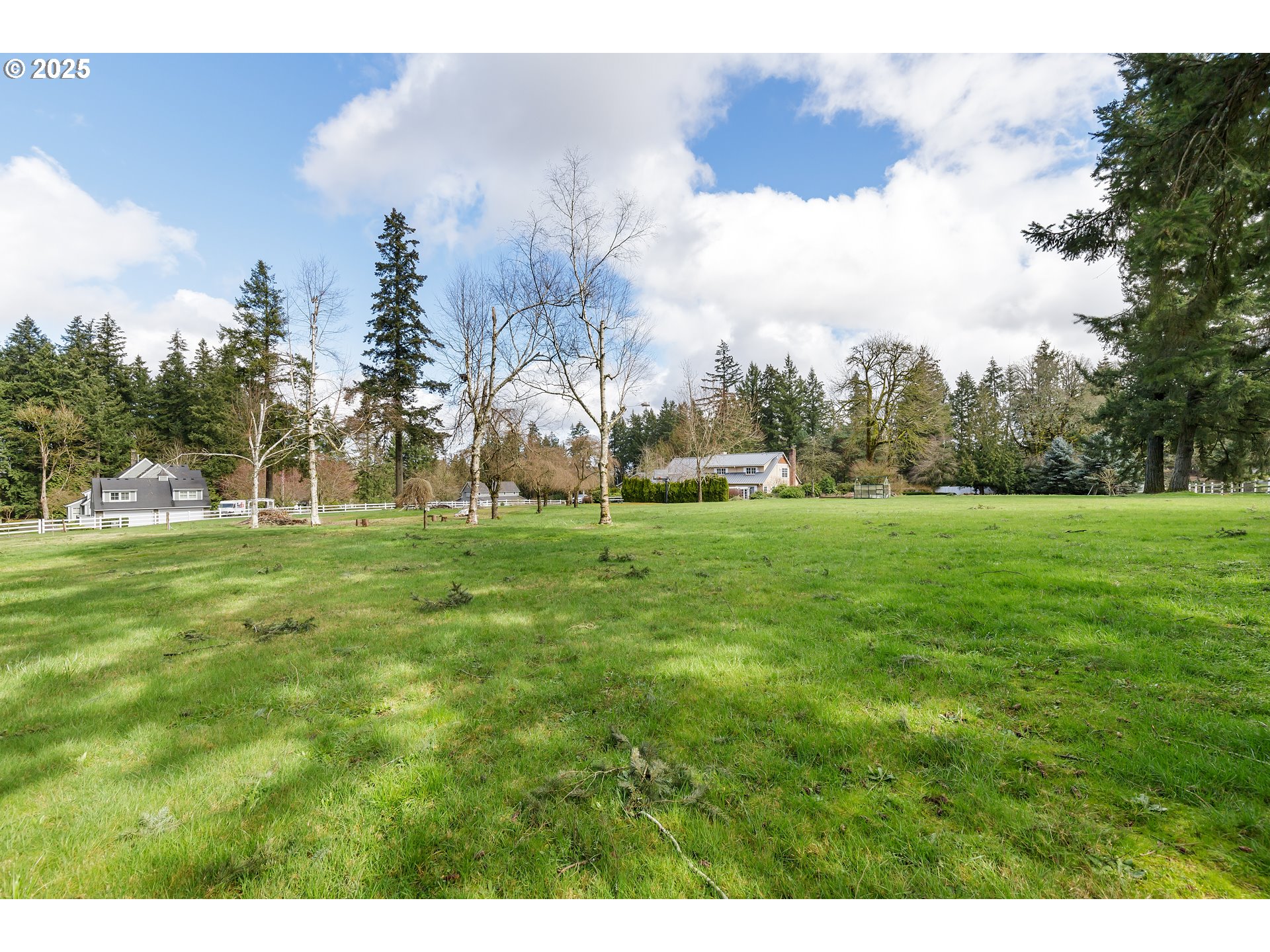 23635 Southwest Stafford Road Tualatin, OR 97062 - Photo 41 of 43 Gallery Image 41