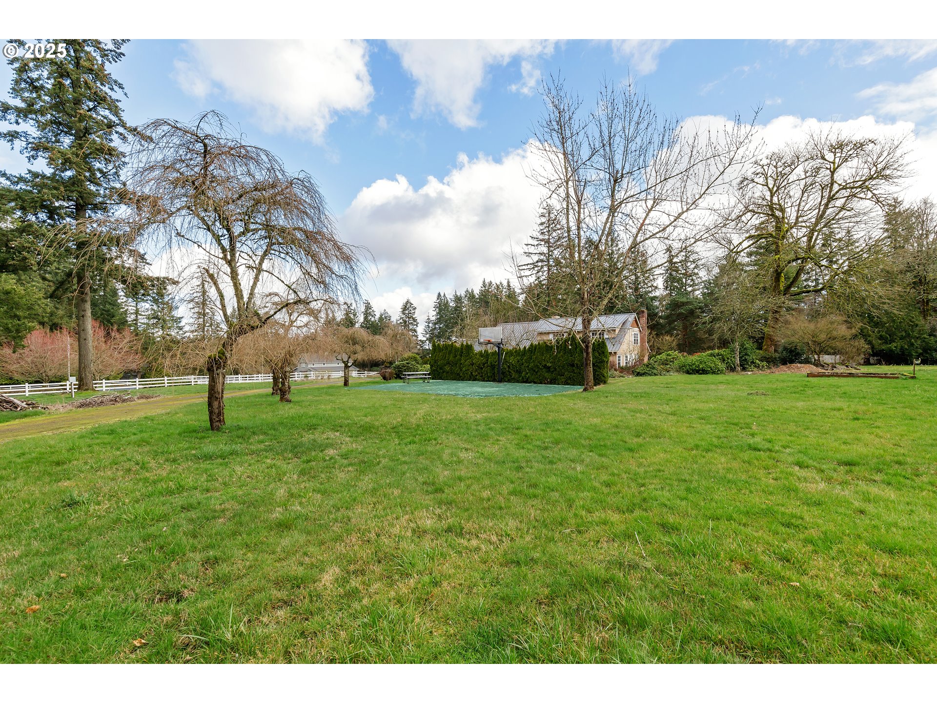 23635 Southwest Stafford Road Tualatin, OR 97062 - Photo 43 of 43 Gallery Image 43