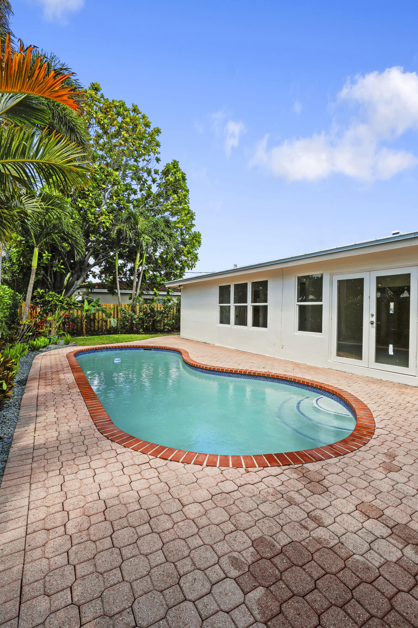 4240 Northeast 22nd Terrace Lighthouse Point, FL 33064 - Photo 44 of 54 45__62_2539
