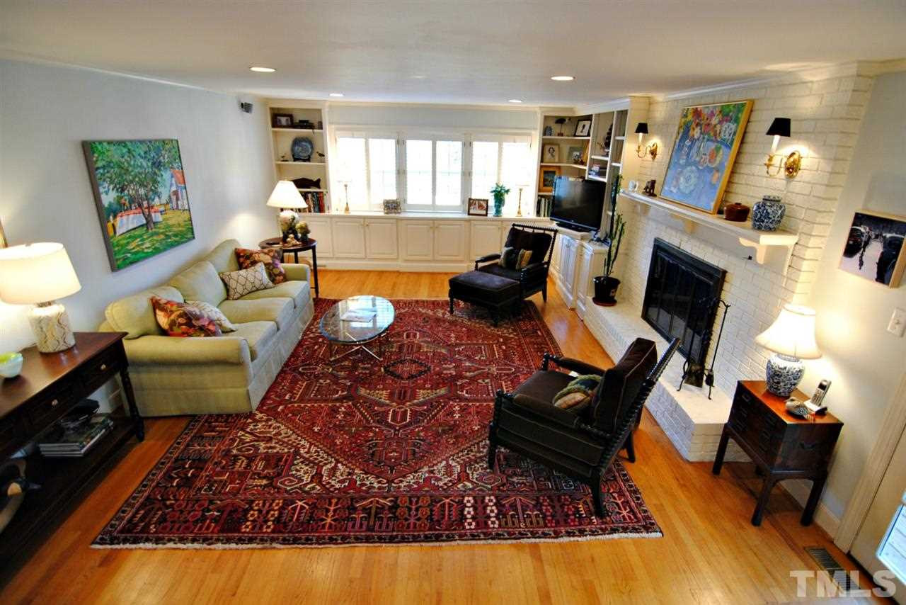 304 Foxhall Street Raleigh, NC 27609 - Photo 7 of 25 Den/Family/Great Room