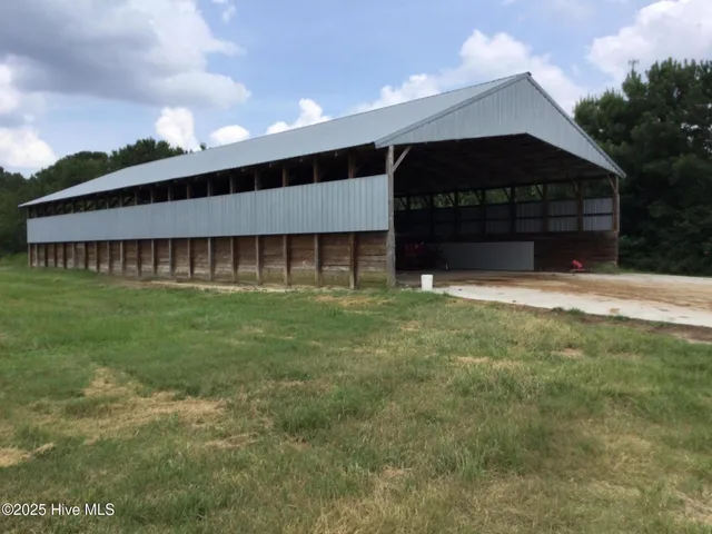 $2,725,000 | Undisclosed Address, Bladenboro, NC 28320
