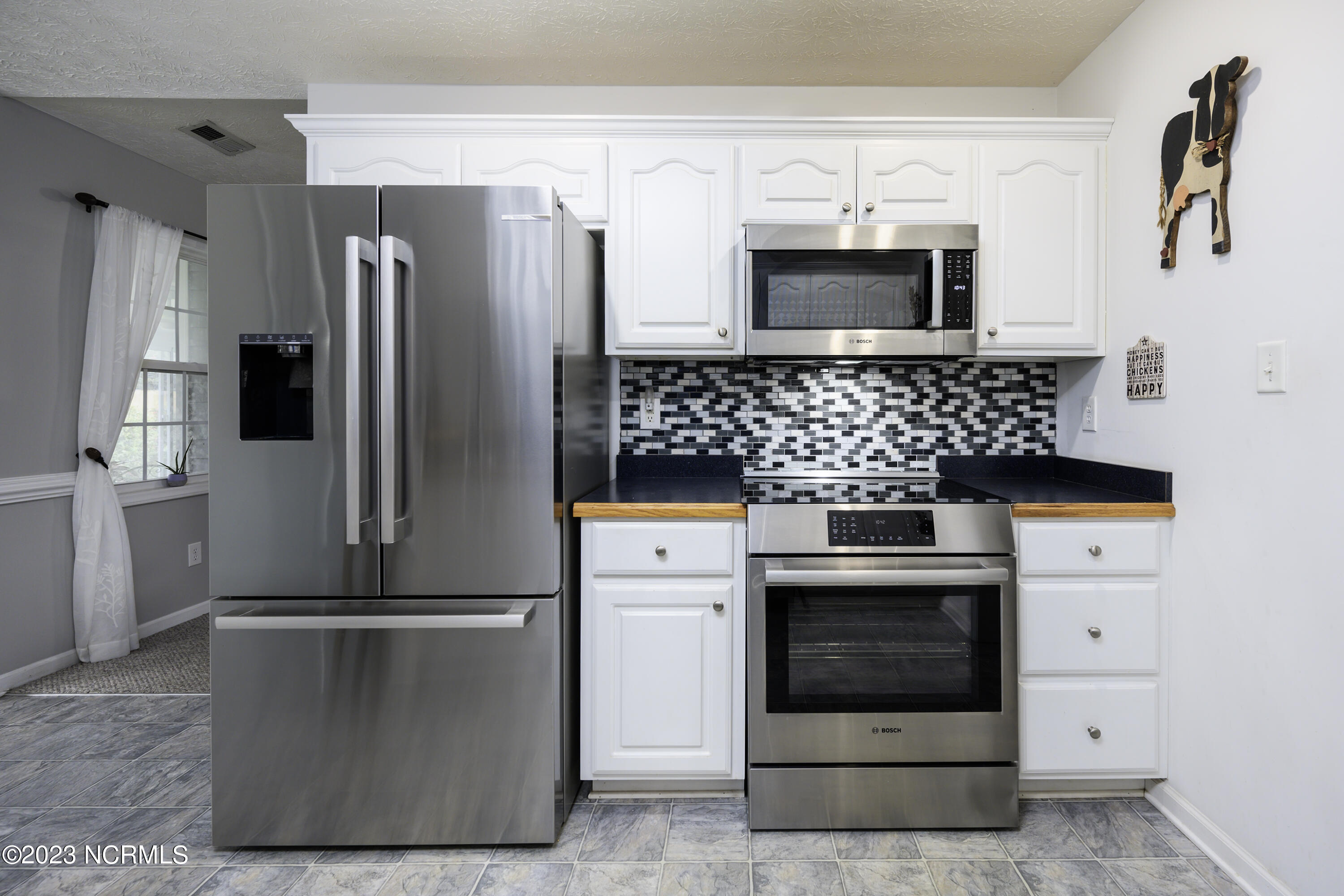 111 Conner Grant Road New Bern, NC 28562 - Photo 24 of 49 Stainless Steel Appliances