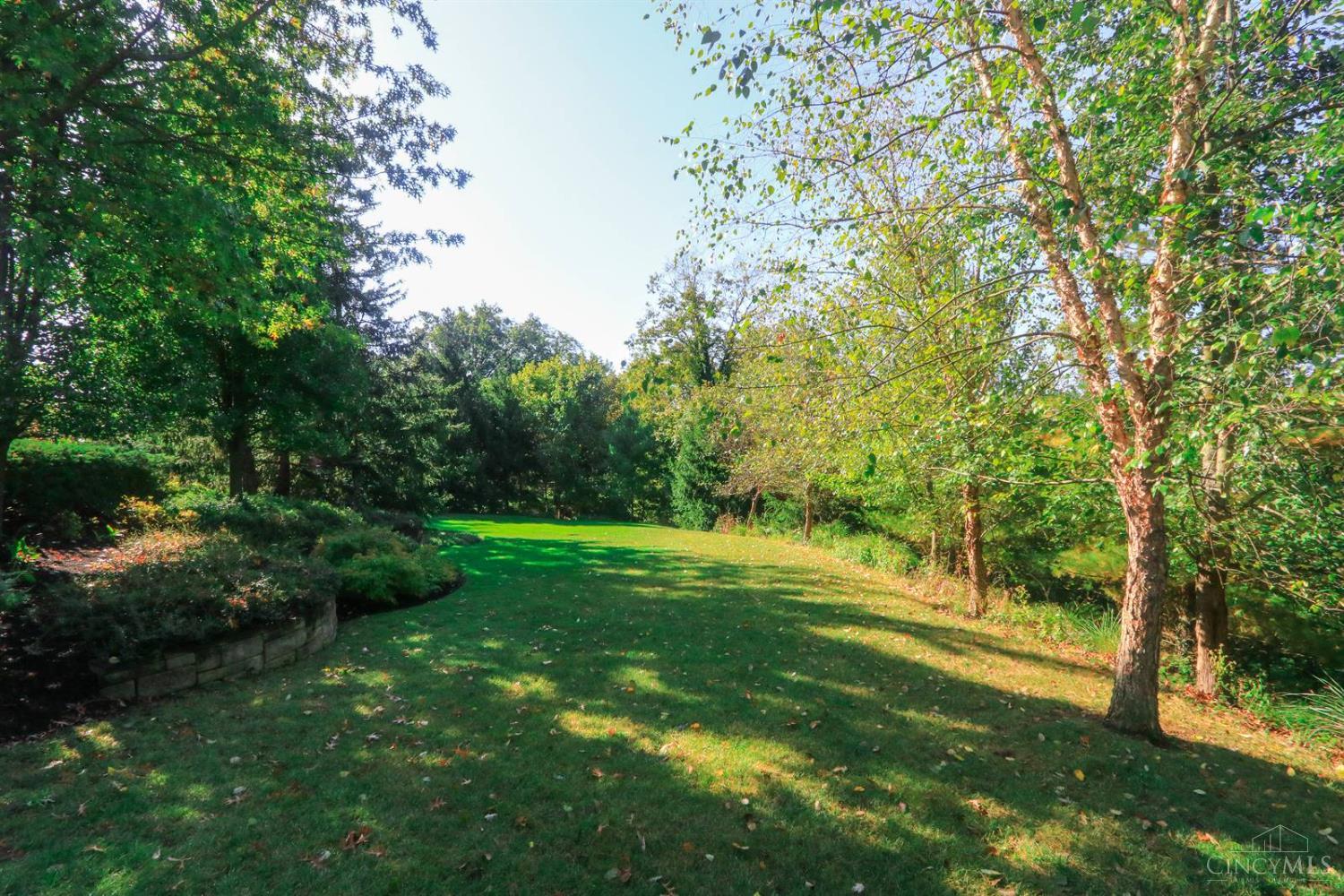 2727 Walsh Road Cincinnati, OH 45208 - Photo 7 of 21 Gallery Image 7