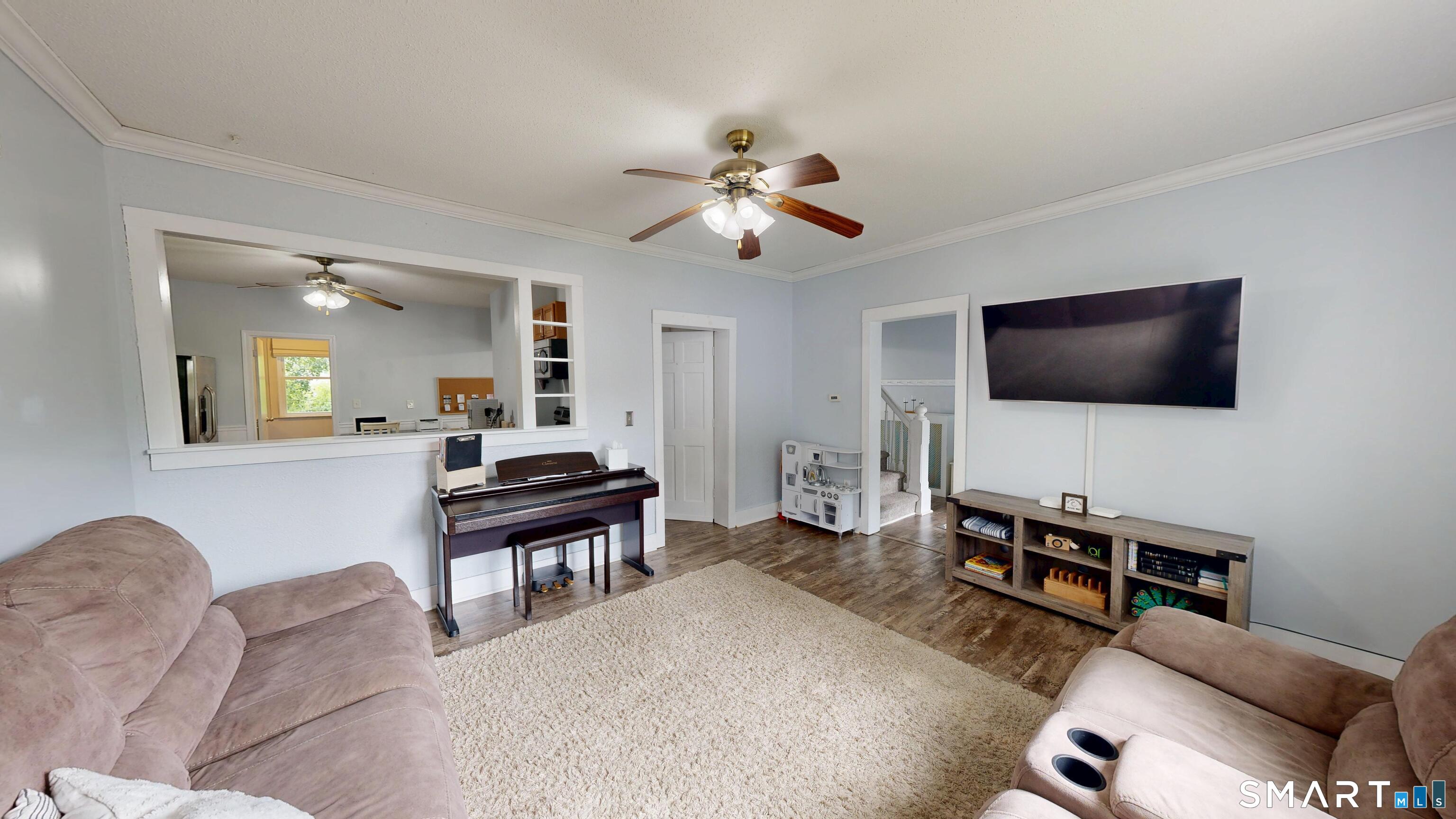 524 South Colony Street Meriden, CT 06451 - Photo 3 of 40