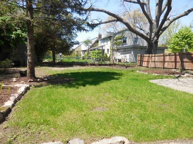 15 Millington Road Pleasant Ridge, MI 48069 - Photo 34 of 38