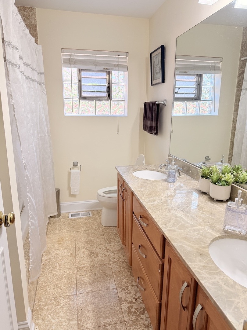 717 Oakton Street Park Ridge, IL 60068 - Photo 12 of 26