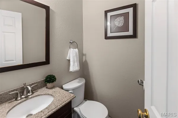 $335,000 | 216 Aspen Point, Glen Carbon, IL 62034