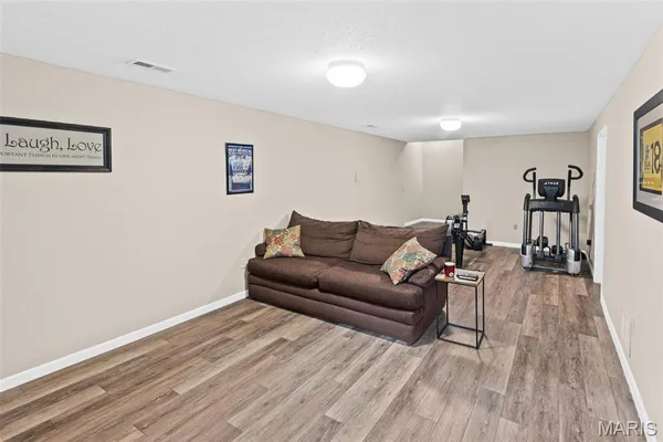 $335,000 | 216 Aspen Point, Glen Carbon, IL 62034