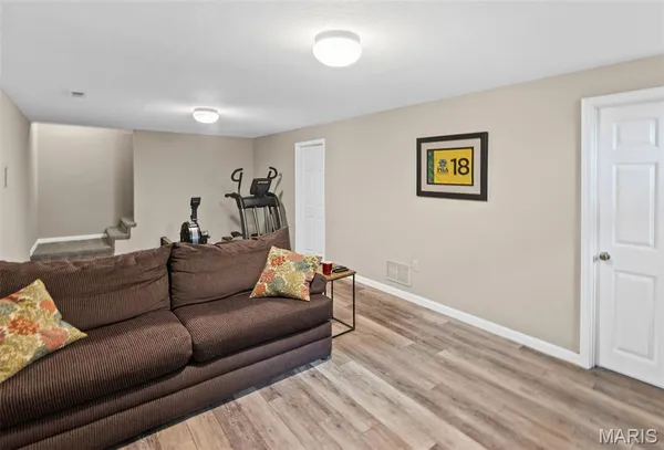 $335,000 | 216 Aspen Point, Glen Carbon, IL 62034