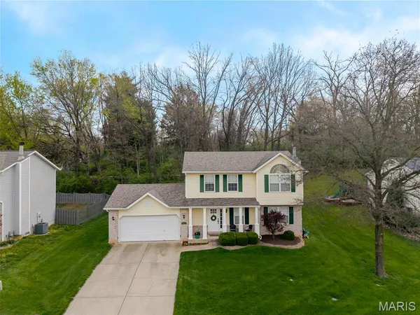 $335,000 | 216 Aspen Point, Glen Carbon, IL 62034