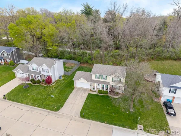 $335,000 | 216 Aspen Point, Glen Carbon, IL 62034