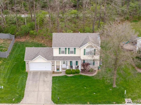 $335,000 | 216 Aspen Point, Glen Carbon, IL 62034