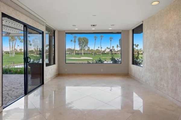 $1,099,000 | 114 Columbia Drive, Rancho Mirage, CA 92270