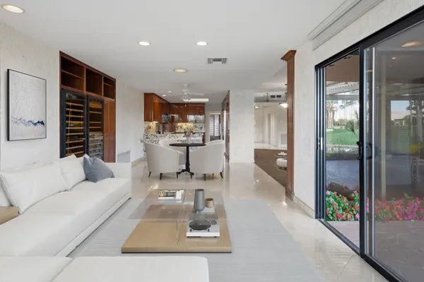 $1,099,000 | 114 Columbia Drive, Rancho Mirage, CA 92270