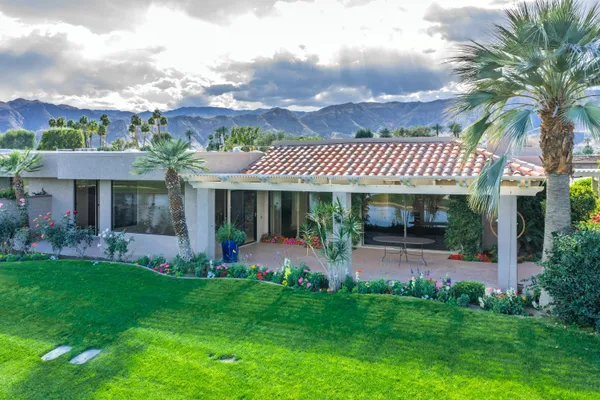 $1,099,000 | 114 Columbia Drive, Rancho Mirage, CA 92270