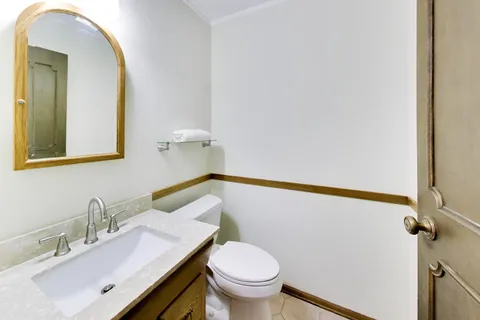 $399,900 | 285 Loveland Drive, Glendale Heights, IL 60139